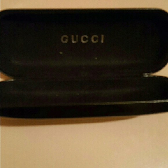 Gucci case - Picture 2 of 2